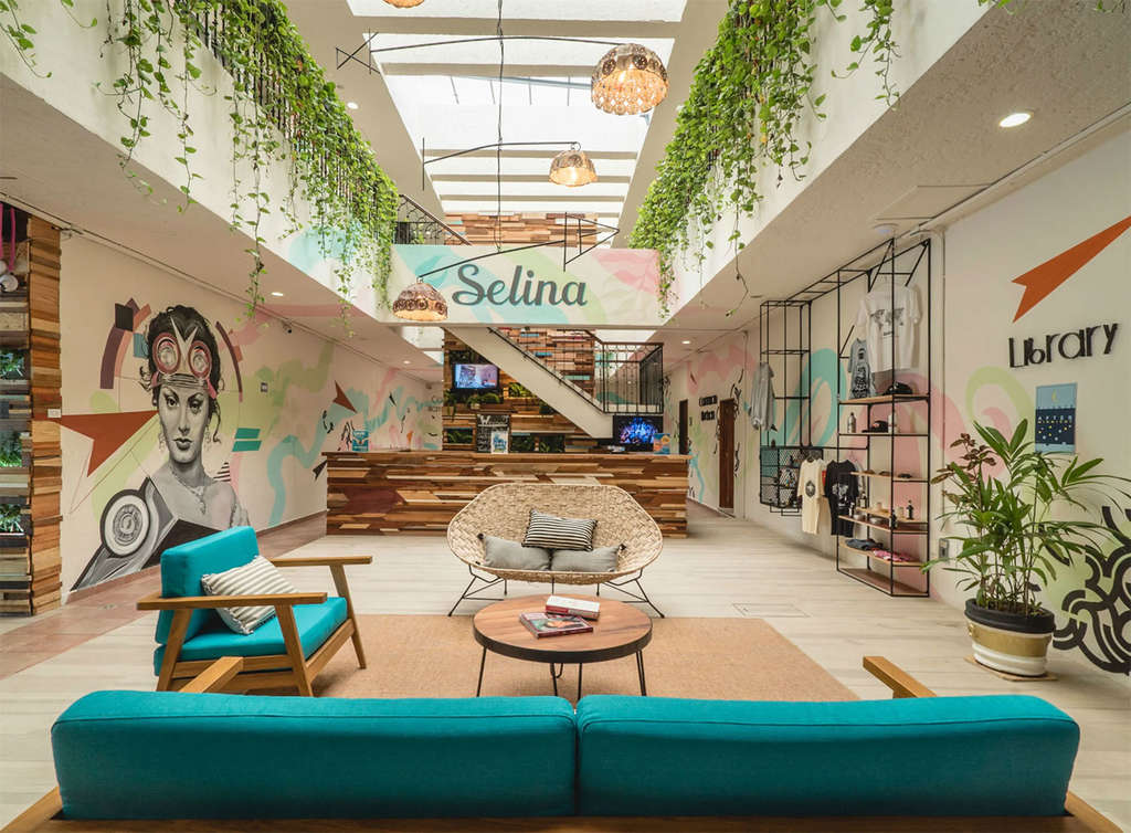 Customer Loyalty in a Hyper-Segmented Hotel Landscape